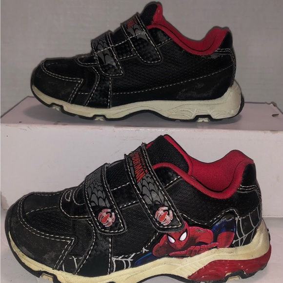 Marvel Spider-Man Sneakers Toddler Sz 8 Velcro Closure Black Red lite-up135639 - Picture 2 of 7